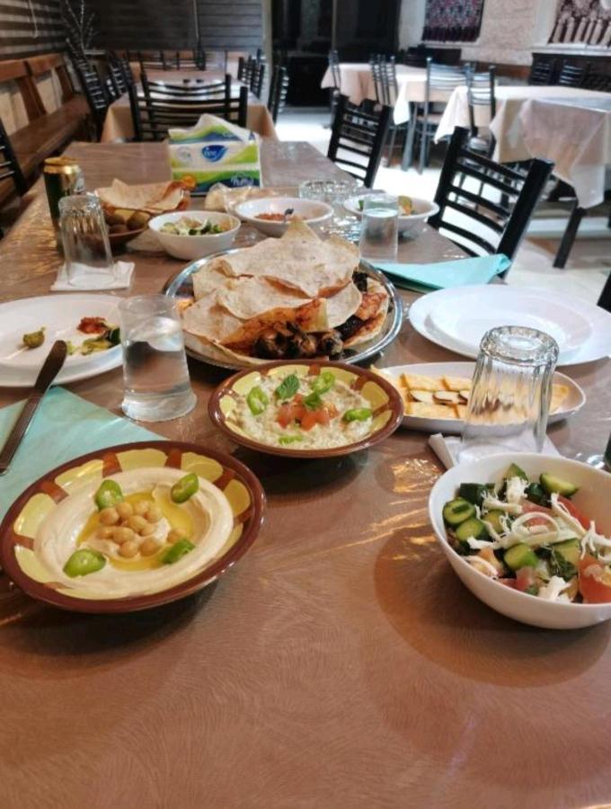 Madaba Camp Resort Buitenkant foto